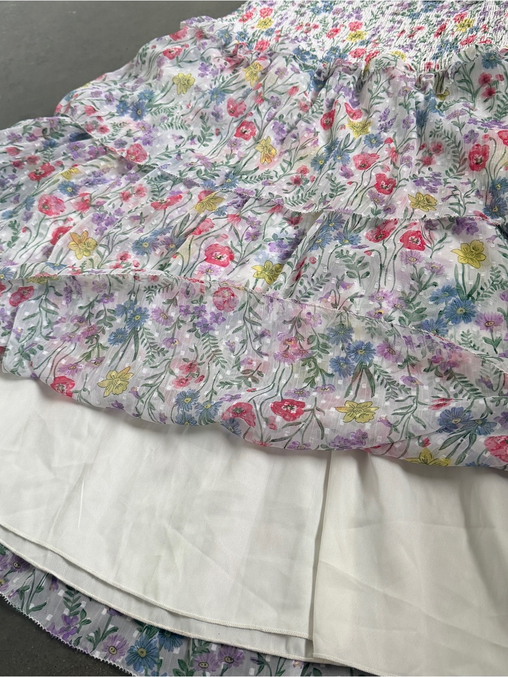 SAYLOR Floral Smocked Tiered Dress White Pink & Yellow Floral Ruffle Small - Picture 6 of 14